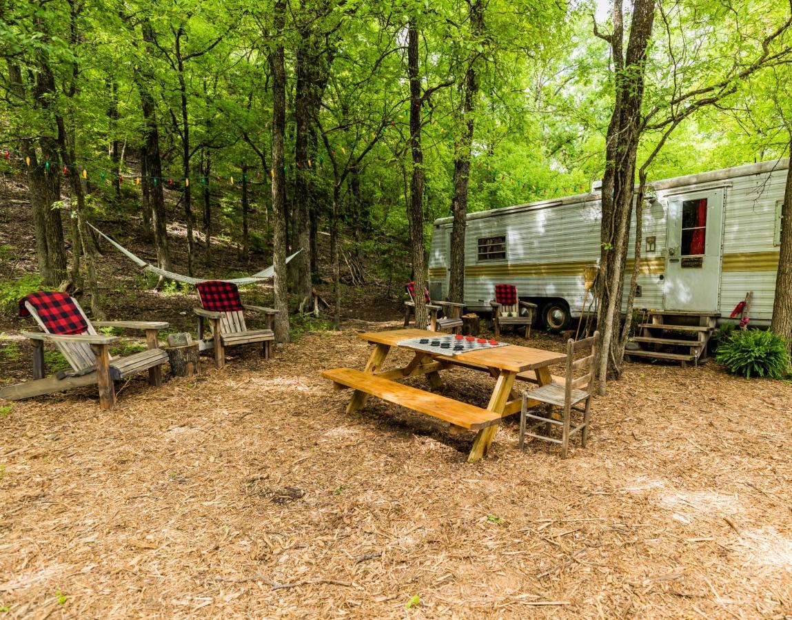 Country Woods Inn Glen Rose Exteriér fotografie